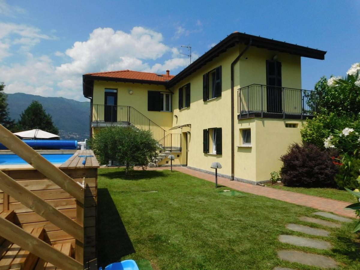 Haus Am See Villa Porto Valtravaglia Exterior photo