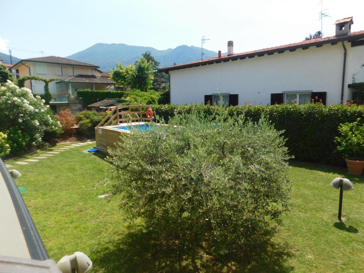 Haus Am See Villa Porto Valtravaglia Exterior photo